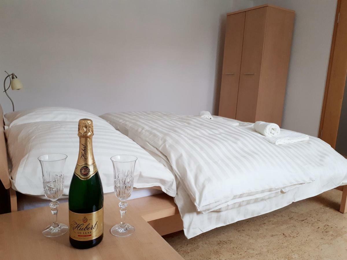 Brezno - 2 Izbovy Apartman Eksteriør bilde